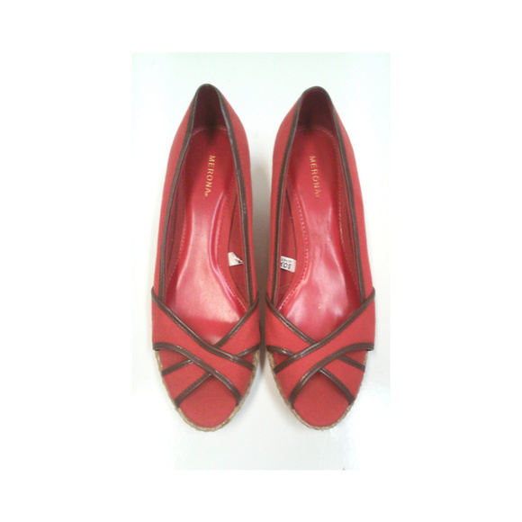 Red Canvas Espradille Peep Toe Heels Size 9.5 - Picture 1 of 5
